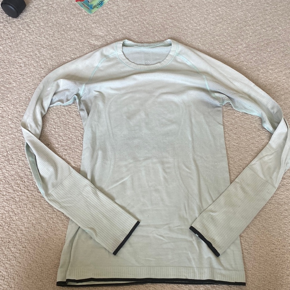 Lululemon Swiftly Tech Long Sleeve*SEE PHOTOS*